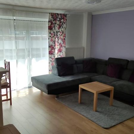 3 Bed House In Walsall, Perfect For Contractors & Leisure & Free Parking Zewnętrze zdjęcie